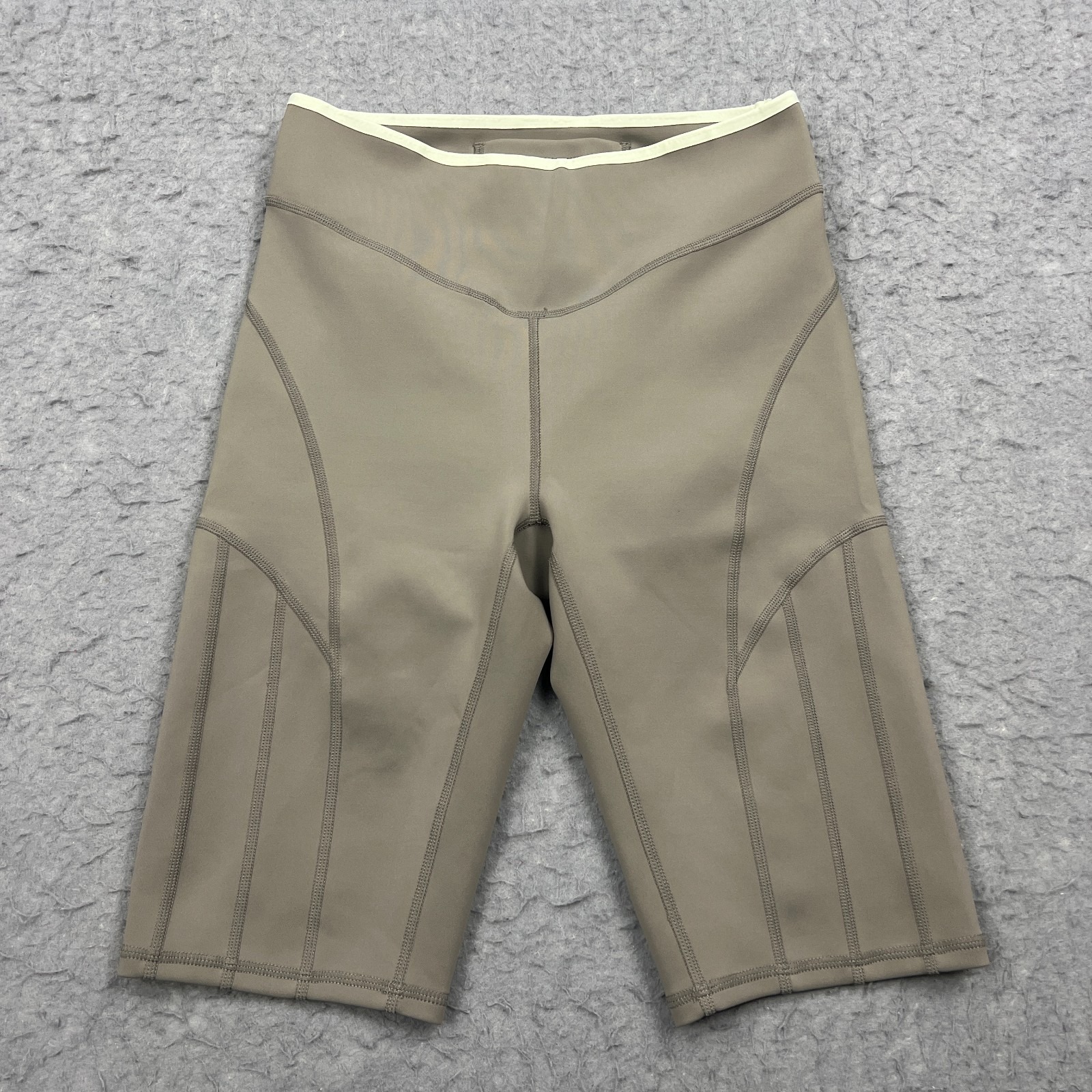 Free People Movement Step Up Yoga Short Women's Xs Beige 10" Biker Compression
